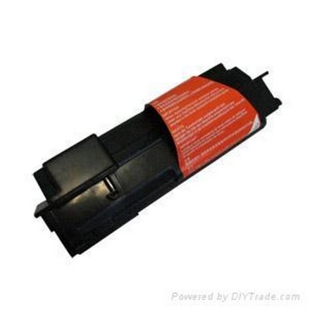 Picture of Compatible 1T02G60US0 (TK-122) Black Toner (7200 Yield)